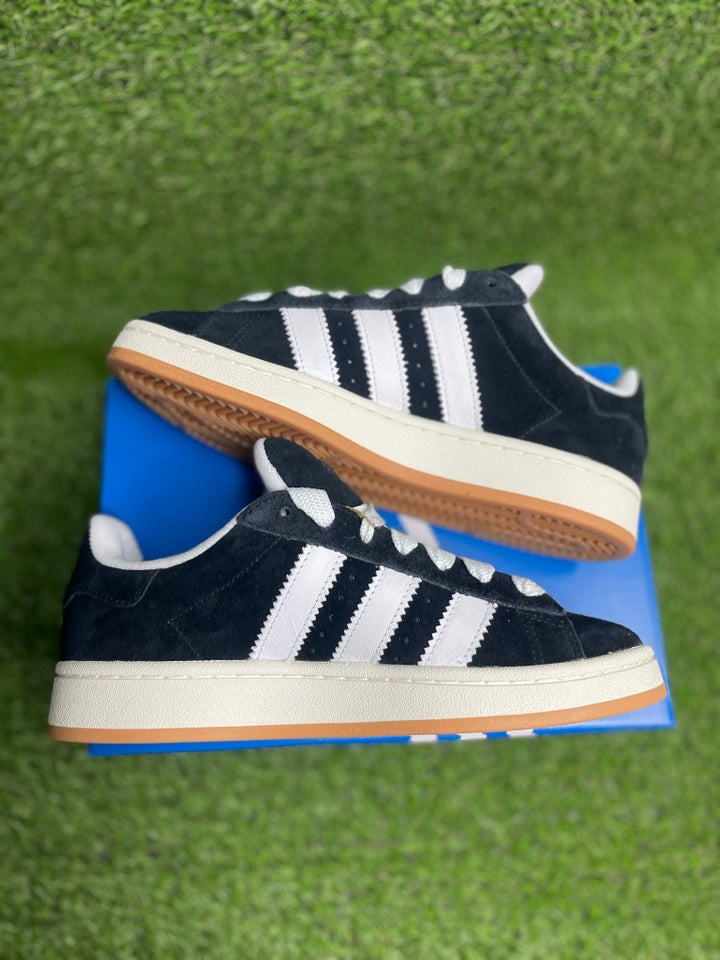 Sneakers, str. 38,5, Adidas