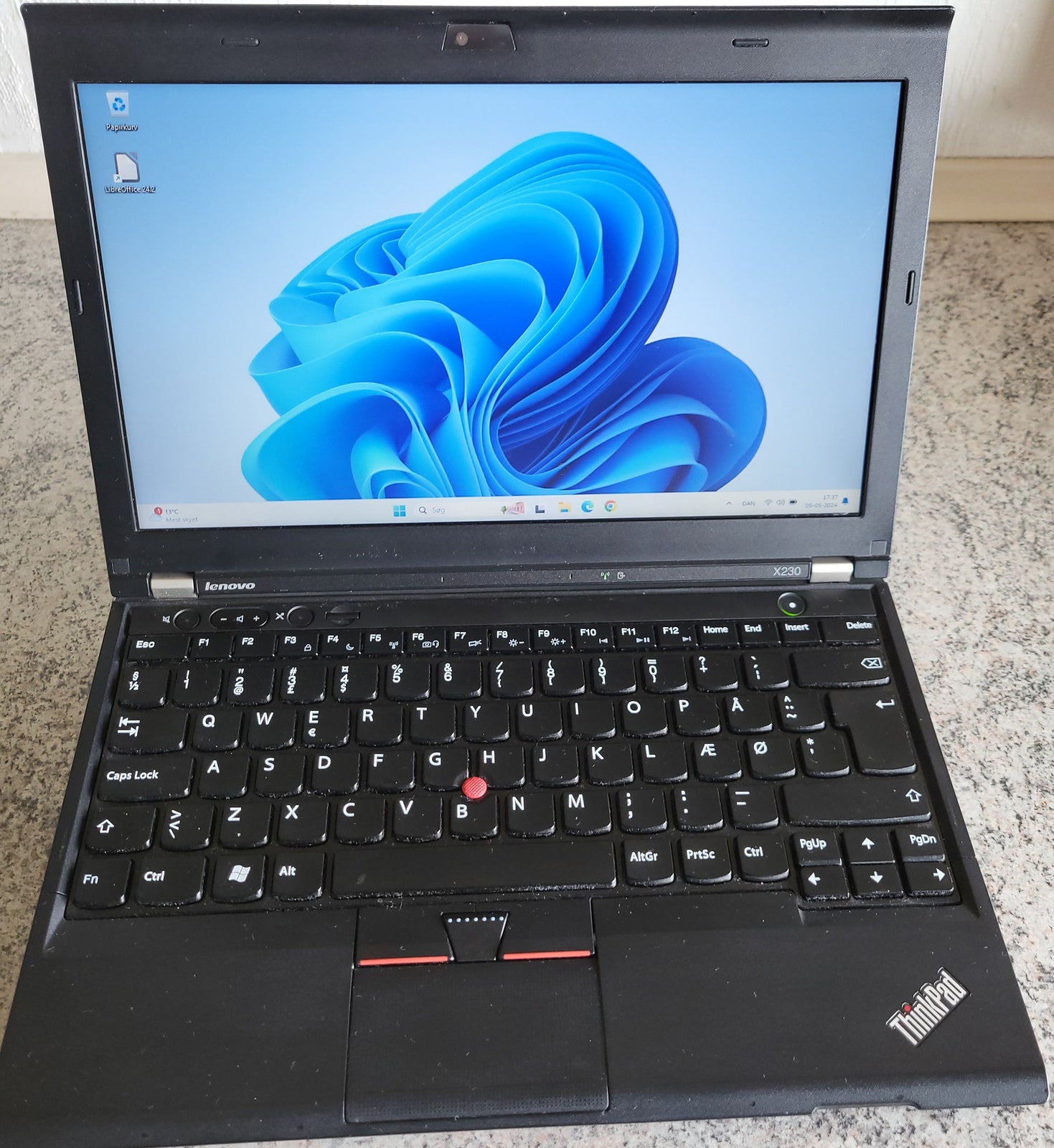 Lenovo ThinkPad X230, Intel core i5 3320 2,6 GHz, 8 GB ram