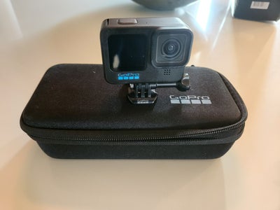 Actioncam, GoPro, 11, Perfekt, Black Hero - brugt 1 time eller 2. 

Har kvittering og under 1 år gam