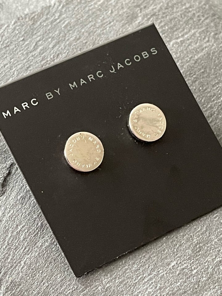 Ørestikker, andet materiale, Marc By Marc Jacobs