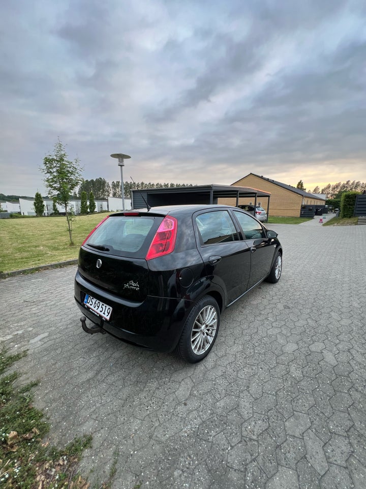 Fiat Grande Punto, Benzin, 2010