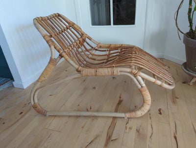 Bambus loungestol, Ukendt, Liggestol i bambus. Den er helt stabil og giver sig ikke. Nogle af bindin