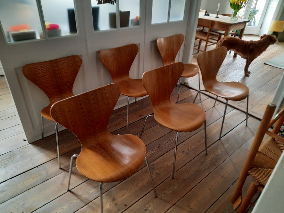 Arne Jacobsen, stol, 3107 "Syveren"