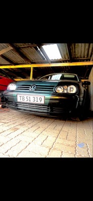 VW Golf IV, 1,8 20V aut., Benzin, 1998, nysynet, 5-dørs, Lidt om bilen 
?Km 176.xxx knap 177.xxx
?År