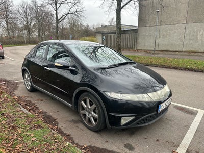 Honda Civic, 1,8 Sport, Benzin, 2007, km 260000, sort, træk, aircondition, ABS, airbag, 5-dørs, cent