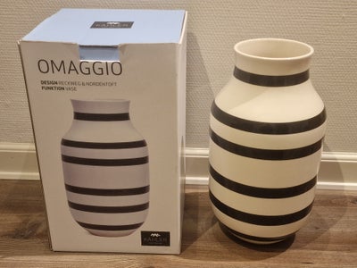 Keramik, Vase, Kähler, Kähler vase i super stand 39cm høj sælges.