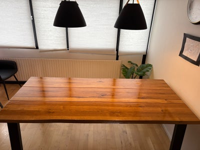 Spisebord, Egetræ , b: 95 l: 200, Du kan Købe det her super lækkert 
Signature plankebord, naturolie