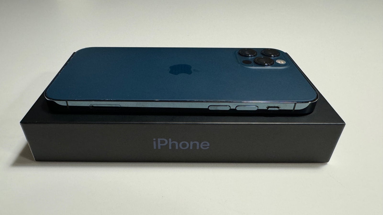 iPhone 12 Pro, 256 GB, blå