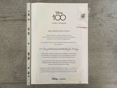 Disney, Helt ny og ubrugt Askepots Fortryllede Karet charm fra Pandoras Disney100 kollektion, eksklu