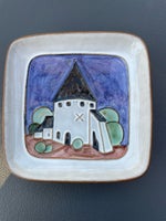 Keramik , Michael Andersen, motiv: Bornholmske rundkirke