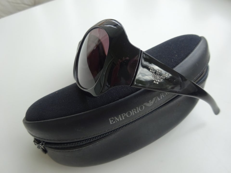 Solbriller dame, Emporio Armani