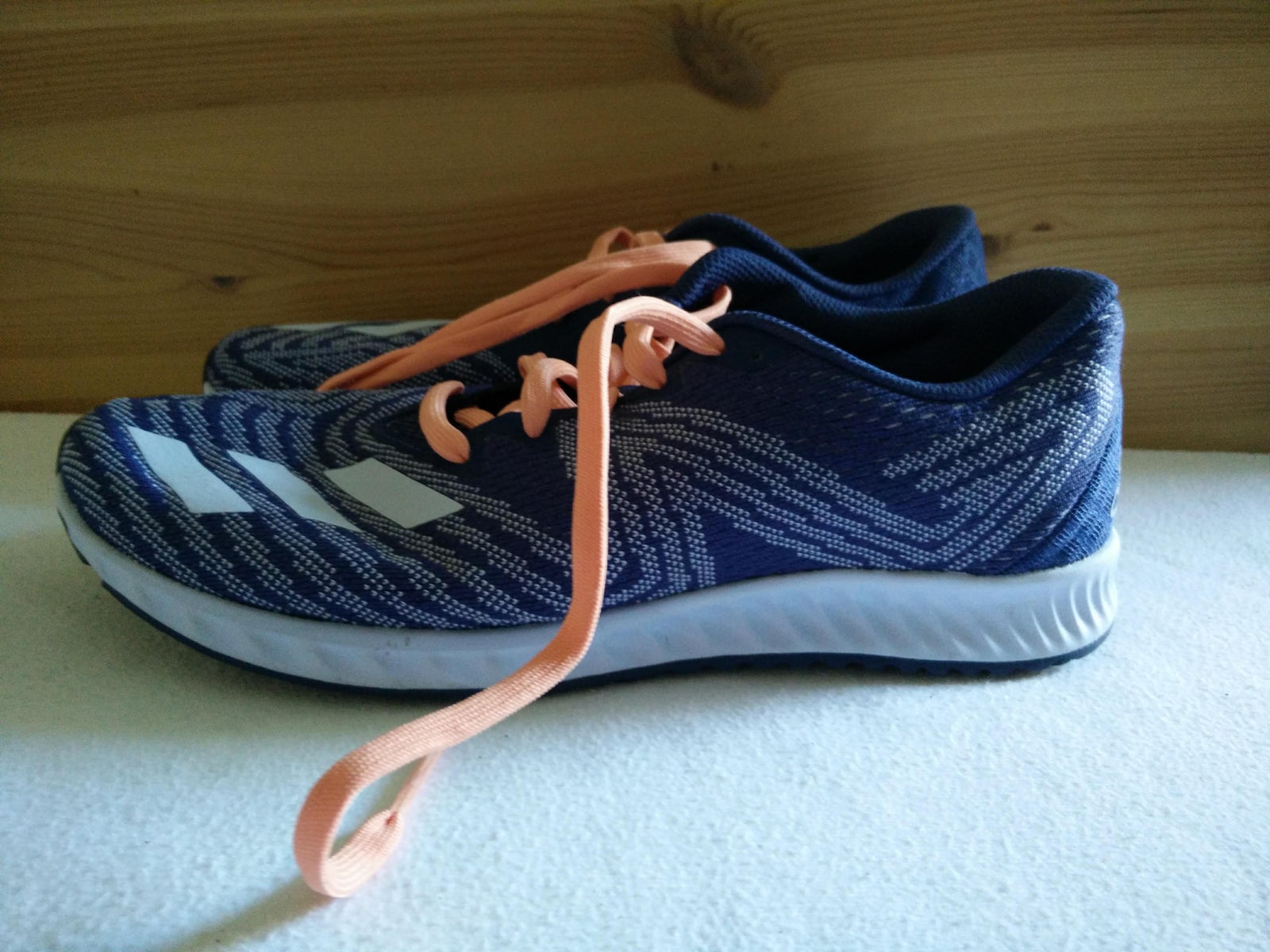 Adidas aerobounce hotsell pr w