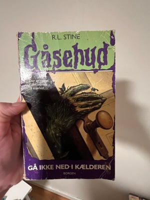 Gåsehud Gå ikke ned i kælderen, R.L. Stine, genre: gys, En bog fra serien Gåsehud. Lidt slidt, men l