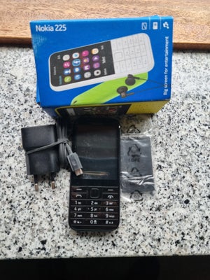 Nokia 225, Perfekt, Helt ny mobil  batteri har aldrig været i mobilen