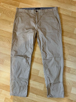 Chinos, Matinique, str. 38, Næsten som ny, Chinos fra Matinique
W38
Nyprisen var 799 kr.
Brugt 1 gan