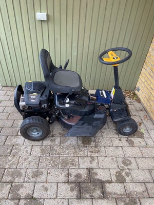 Havetraktor, McCULLOCH, McCULLOCH Havetraktor med BRIGGS & STRATTON 950 Motor
Den starter og klipper