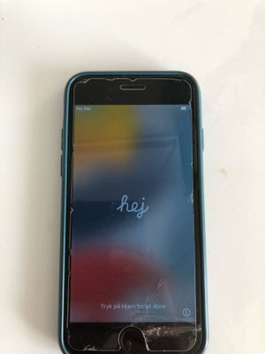 iPhone 7, 32 GB, sort, Rimelig, Fungerer som den skal. Har Gorilla glas. Nulstillet og klar til ny b