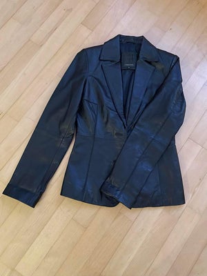 Jakke, str. 38, Vero Moda,  Sort,  100 % Soft Pig Nappa,  Næsten som ny, 

Jakke, blazer