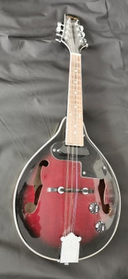 Mandolin, Stagg M50E, Fin A mandolin med indbygget pickup. 
Meget lidt brugt.