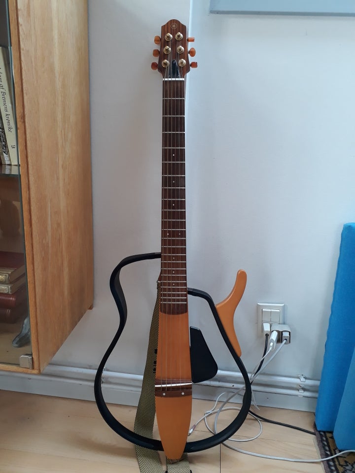 Halvakustisk, Yamaha SLG100S, Silent guitar
