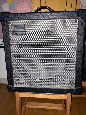 Guitarcombo, Roland Cube 60, 60 W, Velholdt forstærker, som jeg ikke bruger mere