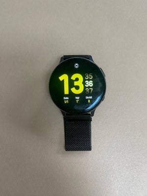 Smartwatch, Samsung, Samsung Galaxy watch active 2, 44 mm, sort
Medfølger lader + 3 sæt remme til ur