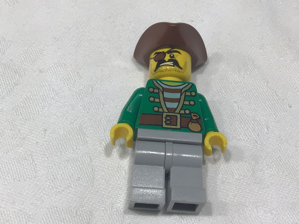 Lego Minifigures, Pirate Gunner