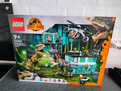 Lego Dino, Lego 76949, Jurassic World Giganotosaurus og therizinosaurus-angreb, ny og uåbnet.

Vores