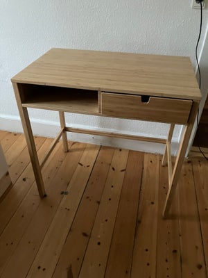 Skrivebord, IKEA - skrivebord/sminkebord, b: 76 d: 47 h: 76, IKEA Nordiska sminkebord/skrivebord. I 