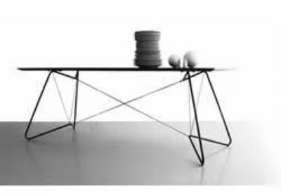 Spisebord, Træ og jern, b: 90 l: 200, Lækkert hvidt bord med sorte ben, med 2 ekstra plader så det b