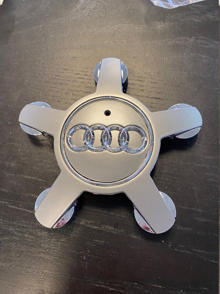 Andre reservedele, Audi kapsler, Audi 5 huls originale