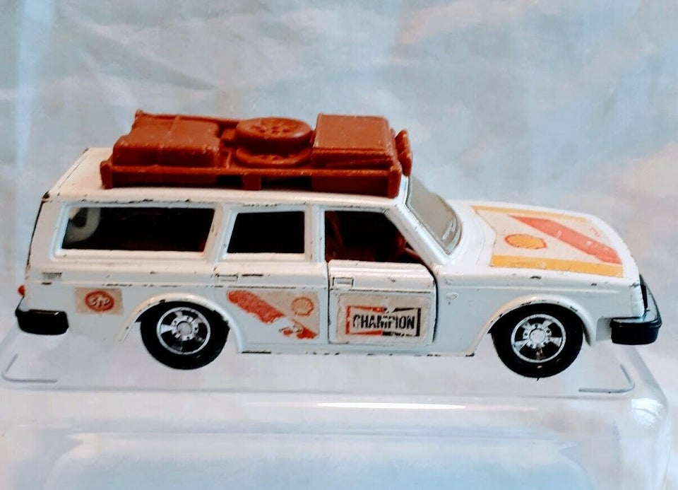 Modelbil, Lesney. Matchbox. Volvo 245 DL. Shell Rally