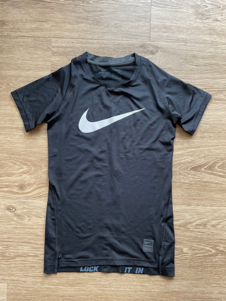 Sportstøj, Løbe T-shirt, Pro Dri-Fit – dba.dk – Køb og Salg af Nyt og Brugt