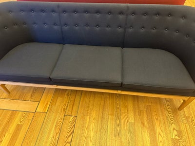 Sofa, uld, 3 pers. , Arne Jacobsen, Helt ny mørkeblå uld 3-seater. Fejlkøb. Sælges billigt, da den s