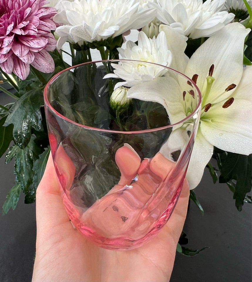 Glas, 4 LYSERØD SWIRL GLAS, ANNA VON LIPA
