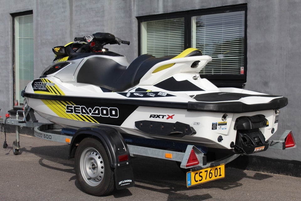Vandscooter, SeaDoo RXT-X 300