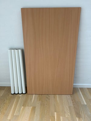 Bordplade, Bøg, b: 70 l: 120, 4 bordplader med ben.
Brugt men i god stand.
Samlet pris for 4 stk.
