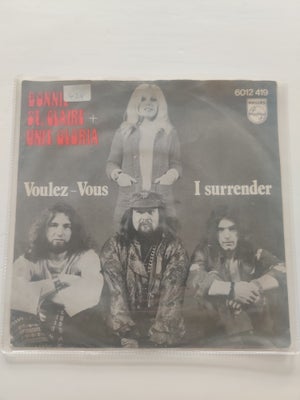Single, Bonnie St. Claire + Unit Gloria, Voulez-Vous / I Surrender, Rock, 7" single fra 1974 i flot 