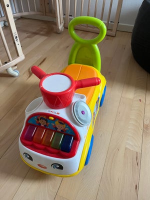 Gåvogn, Gåbil, Fisher Price, Som ny, har kun været indendørs. 
Har også en Brio gå vogn, se mine øvr