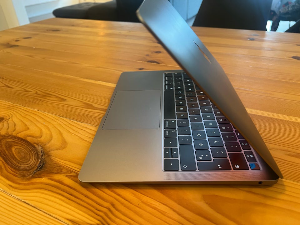 MacBook Air, 2018, 1.6 GHz