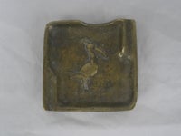 Gammelt Askebæger Med Fugl I Relief, Bronze