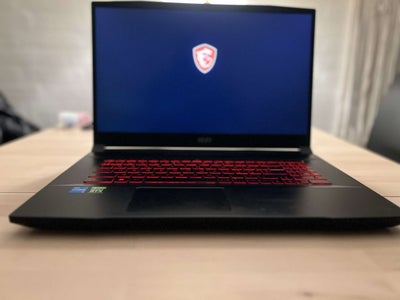 MSI Katana gf76 11uc, God, Min kæreste sælger sin Msi katana da han gerne vil have en stationær i st