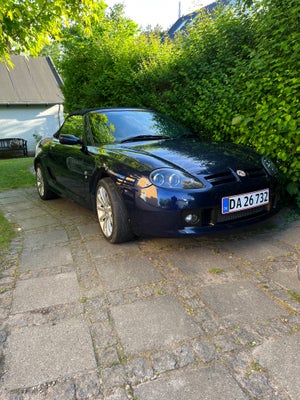 MG TF, 1,8 135 Cabriolet, Benzin, 2003, blåmetal, 2-dørs, 16" alufælge, Obs. En rigtig engelsk sport