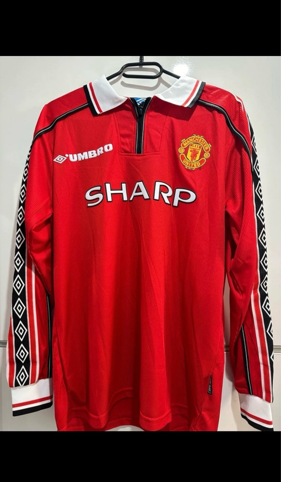 Fodboldtrøje, Manchester United 98/99 remake langærmet