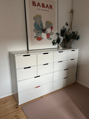 Kommode, b: 160 d: 47 h: 99, IKEA Nordli Kommode med 12 skuffer til 2000,- (nypris 3780,-)
Rigtig fi