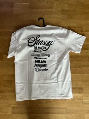 T-shirt, Stussy, str. L,  Hvid & Sort,  Ubrugt, BLANDEDE STUSSY TEE's / T's*
Jeg sælger de her mega 