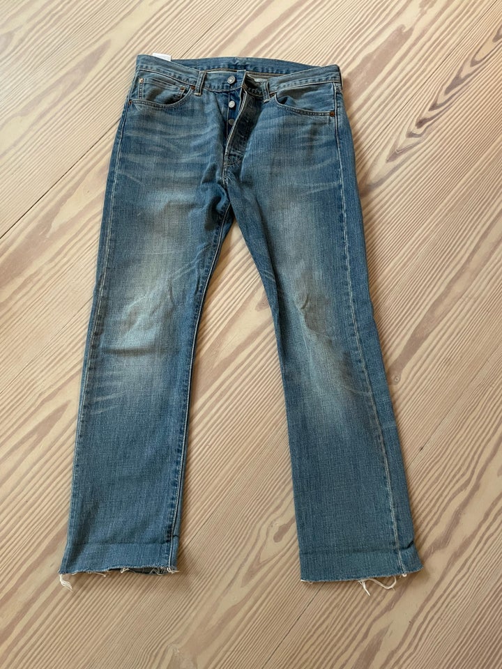 Jeans, Levi’s 501, str. 32