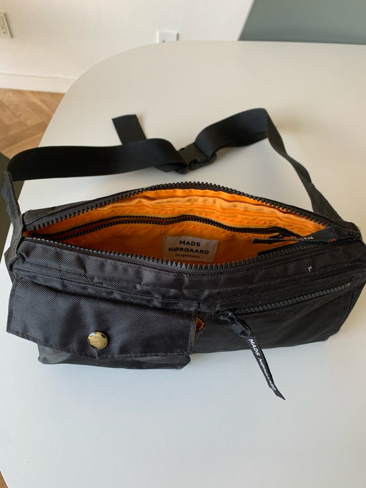 Crossbody, andet mærke, andet materiale