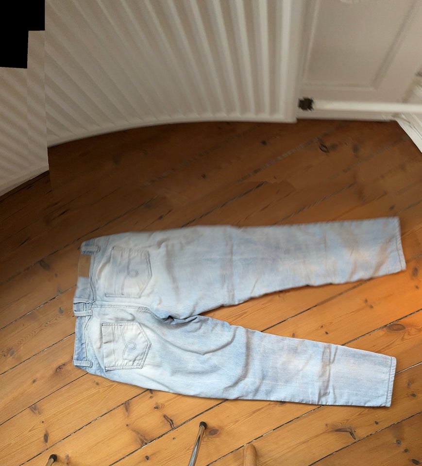 Jeans, Object, str. 32