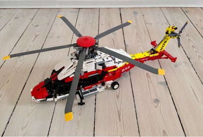 Lego Technic, Airbus H175 redningshelikopter, LEGO Airbus H175 redningshelikopter. 

Perfekt stand. 